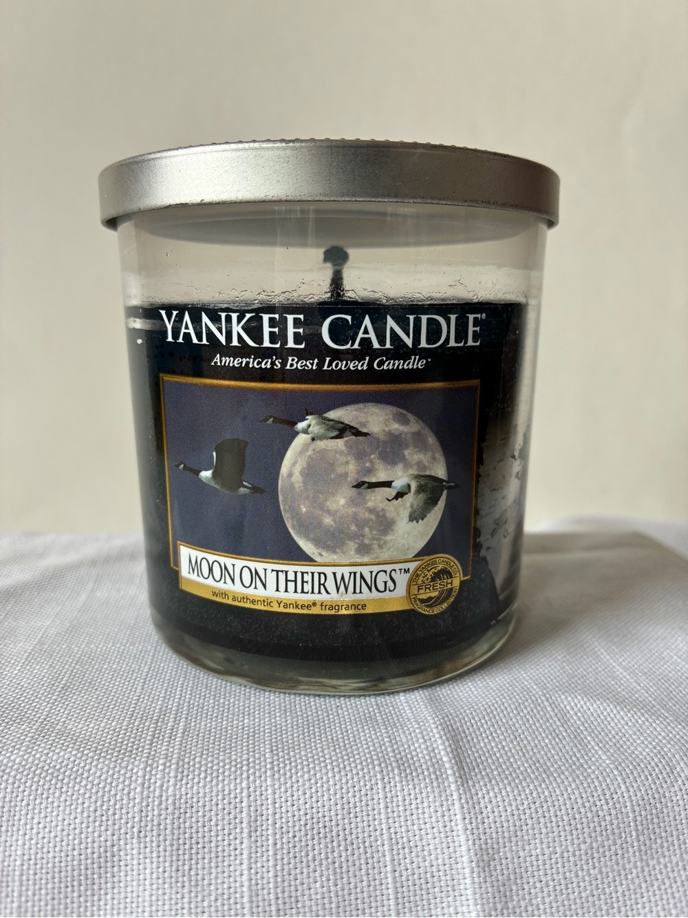 RARE Yankee Candle Jar MOON ON THEIR WINGS 7oz  My Favorite Things 35-45 Hours